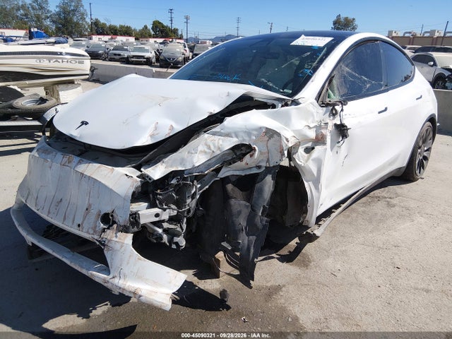 2022 Tesla Model Y Performance Dual Motor All-wheel Drive მანქანა იყიდება აუქციონზე, vin: 7SAYGDEF0NF345589, აუქციონის ნომერი: 45090321