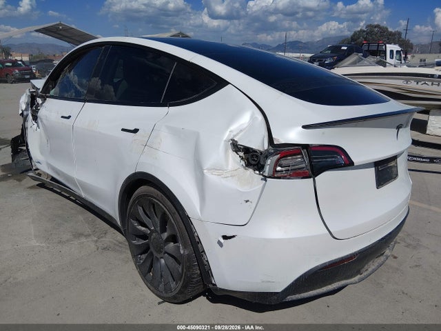 2022 Tesla Model Y Performance Dual Motor All-wheel Drive მანქანა იყიდება აუქციონზე, vin: 7SAYGDEF0NF345589, აუქციონის ნომერი: 45090321