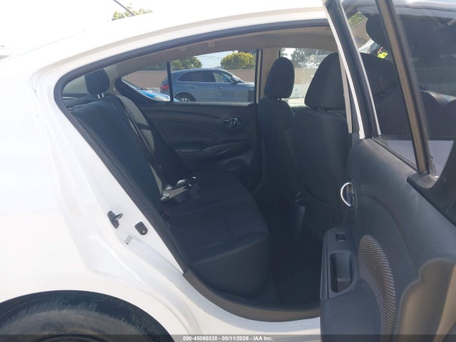 3N1CN7APXJL807488 Nissan Versa 1.6 Sv