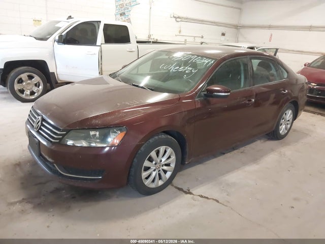 45090341 :رقم المزاد ، 1VWAP7A30DC085618 vin ، 2013 Volkswagen Passat 2.5l S مزاد بيع