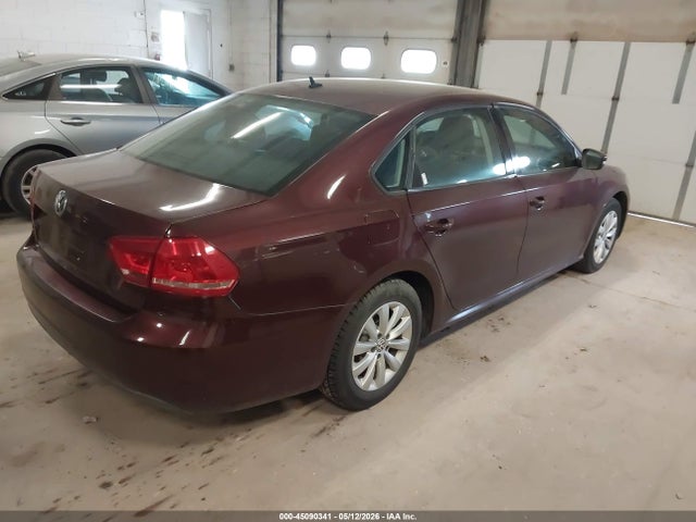 45090341 :رقم المزاد ، 1VWAP7A30DC085618 vin ، 2013 Volkswagen Passat 2.5l S مزاد بيع