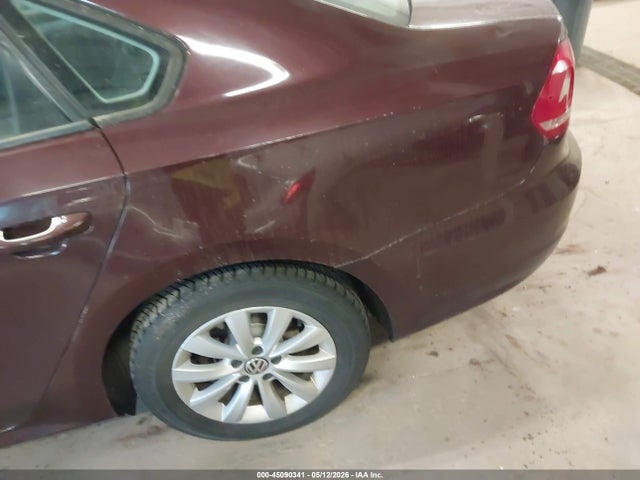 45090341 :رقم المزاد ، 1VWAP7A30DC085618 vin ، 2013 Volkswagen Passat 2.5l S مزاد بيع