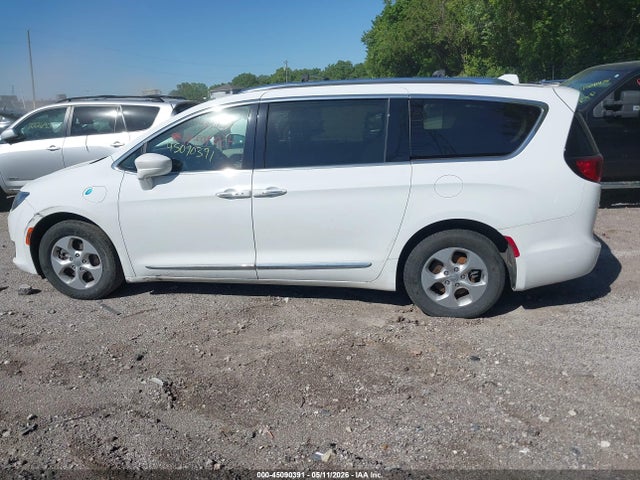 Aukcja sprzedaży 2018 Chrysler Pacifica Hybrid Touring L, vin: 2C4RC1L73JR105989, numer aukcji: 45090391