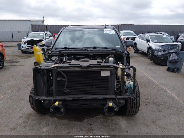 45090395 :رقم المزاد ، 1GKS2BKC4JR264880 vin ، 2018 Gmc Yukon Slt مزاد بيع