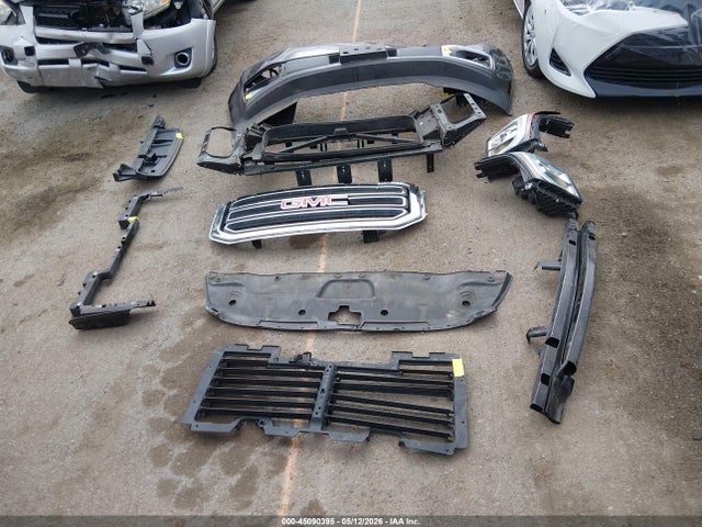 45090395 :رقم المزاد ، 1GKS2BKC4JR264880 vin ، 2018 Gmc Yukon Slt مزاد بيع