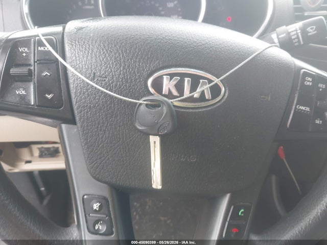 2011 Kia Sorento Lx მანქანა იყიდება აუქციონზე, vin: 5XYKTCA14BG022105, აუქციონის ნომერი: 45090399