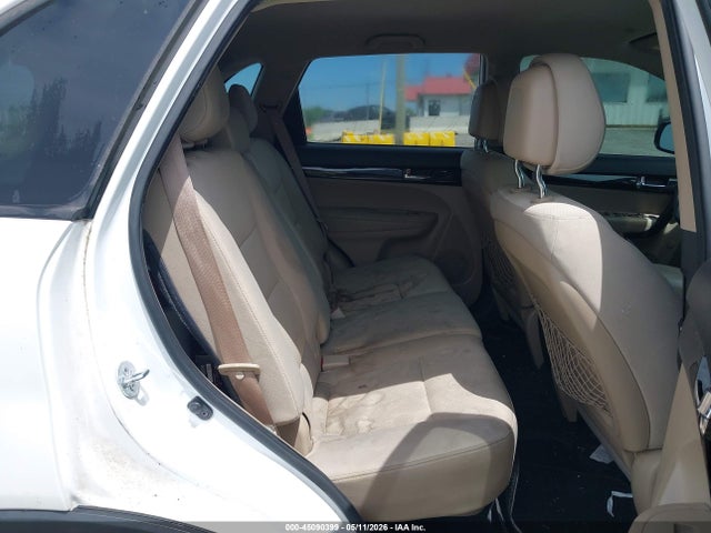 2011 Kia Sorento Lx მანქანა იყიდება აუქციონზე, vin: 5XYKTCA14BG022105, აუქციონის ნომერი: 45090399