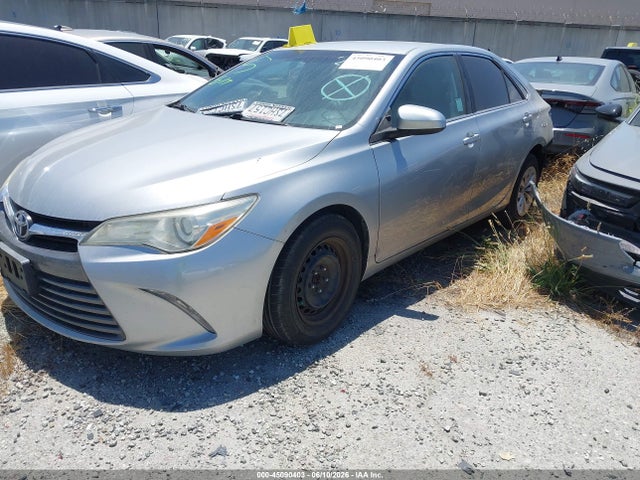 Toyota CAMRY LE 2016 4T4BF1FK3GR524222 Image 2