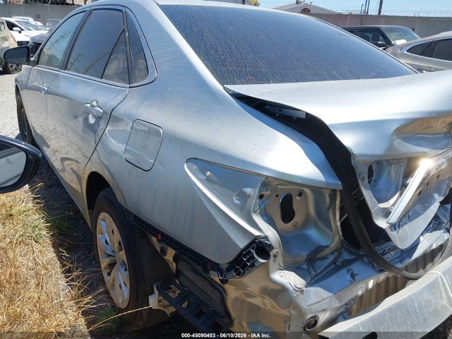Toyota CAMRY LE 2016 4T4BF1FK3GR524222 Image 3
