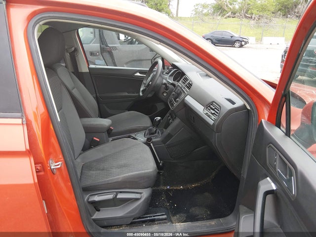 2019 Volkswagen Tiguan 2.0t S მანქანა იყიდება აუქციონზე, vin: 3VV1B7AX9KM054594, აუქციონის ნომერი: 45090455