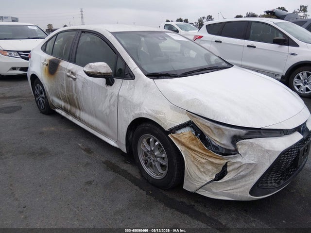 Toyota Corolla Hybrid Le 2022 JTDEAMDE5N3006902 Image 6