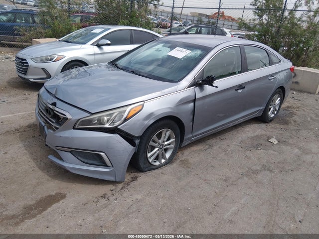 Hyundai SONATA SE 2016 5NPE24AF7GH381045 Image 2