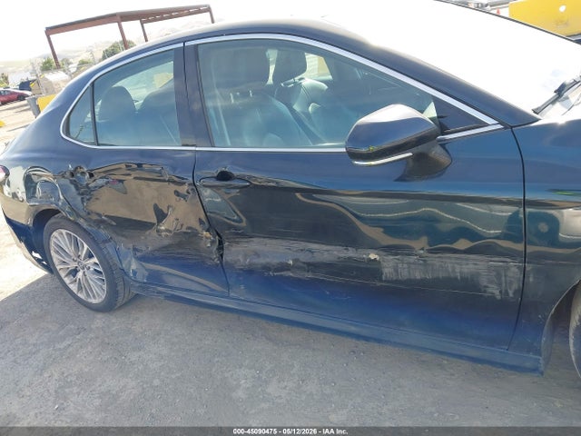 4T1B11HKXKU771221 Toyota CAMRY XLE