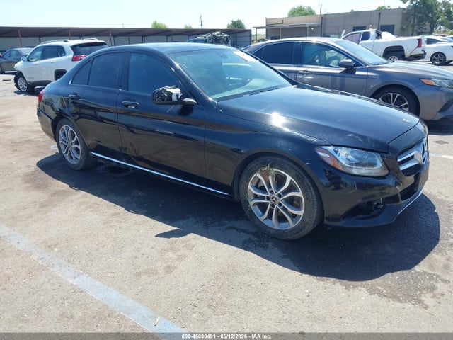 Mercedes-Benz C 300 2018 55SWF4JB8JU247722 zdjęcie główne