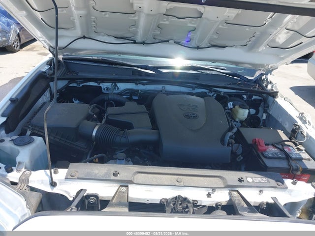 2017 Toyota Tacoma Sr5 V6 მანქანა იყიდება აუქციონზე, vin: 3TMAZ5CN2HM051359, აუქციონის ნომერი: 45090492