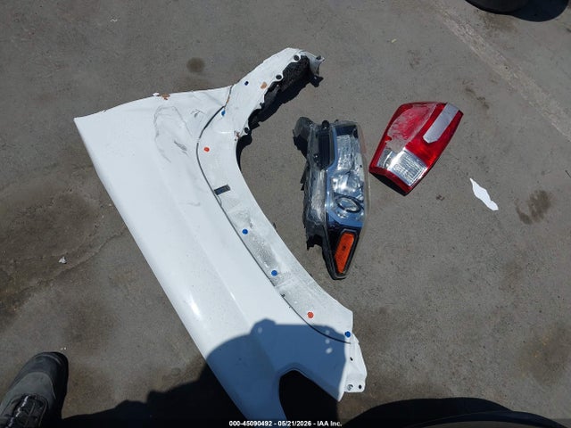 2017 Toyota Tacoma Sr5 V6 მანქანა იყიდება აუქციონზე, vin: 3TMAZ5CN2HM051359, აუქციონის ნომერი: 45090492