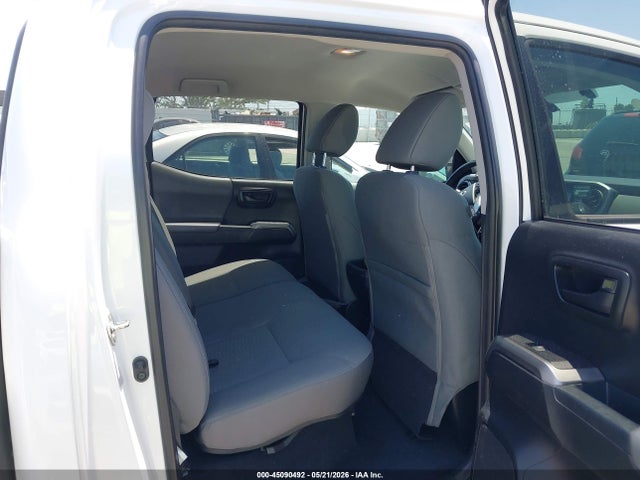 2017 Toyota Tacoma Sr5 V6 მანქანა იყიდება აუქციონზე, vin: 3TMAZ5CN2HM051359, აუქციონის ნომერი: 45090492