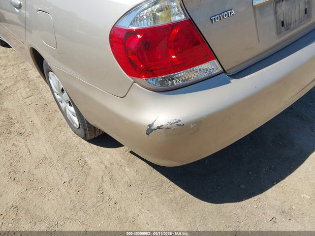 45090502 :رقم المزاد ، 4T1BE32K95U032628 vin ، 2005 Toyota Camry Le مزاد بيع