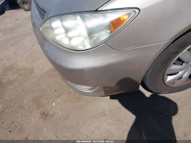 45090502 :رقم المزاد ، 4T1BE32K95U032628 vin ، 2005 Toyota Camry Le مزاد بيع