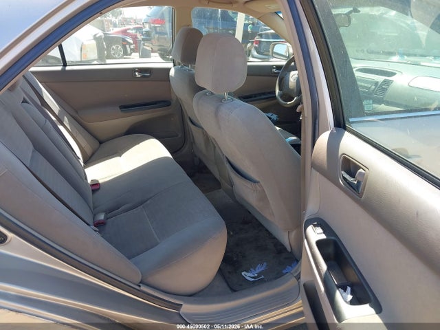 45090502 :رقم المزاد ، 4T1BE32K95U032628 vin ، 2005 Toyota Camry Le مزاد بيع