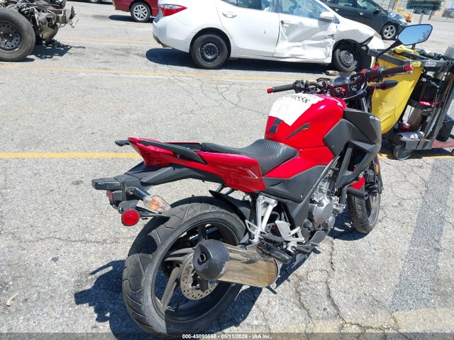 Aukcja sprzedaży 2015 Honda Cb300 F, vin: MLHNC521XF5100583, numer aukcji: 45090558