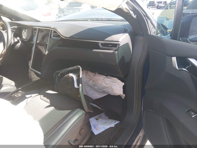 Tesla Model X 100d/75d/90d 2017 5YJXCBE26HF048269 Image 5