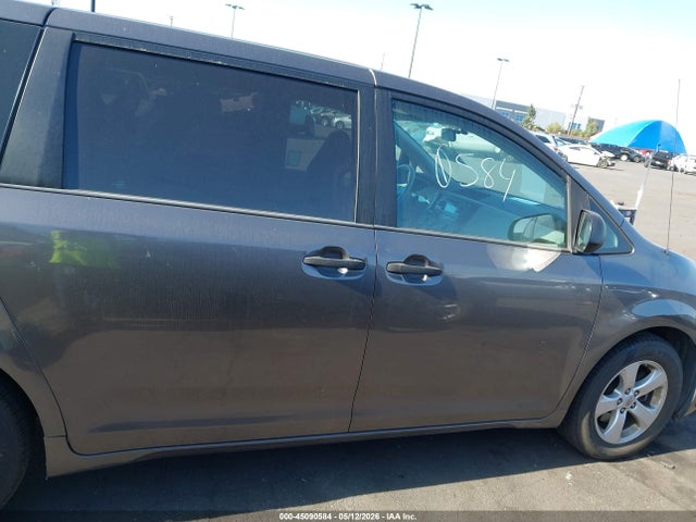 2013 Toyota Sienna L V6 7 Passenger მანქანა იყიდება აუქციონზე, vin: 5TDZK3DC1DS383733, აუქციონის ნომერი: 45090584