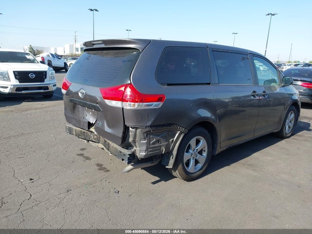 2013 Toyota Sienna L V6 7 Passenger მანქანა იყიდება აუქციონზე, vin: 5TDZK3DC1DS383733, აუქციონის ნომერი: 45090584