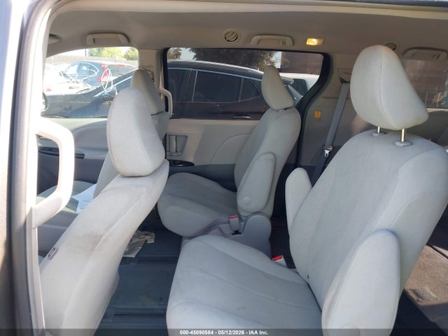 2013 Toyota Sienna L V6 7 Passenger მანქანა იყიდება აუქციონზე, vin: 5TDZK3DC1DS383733, აუქციონის ნომერი: 45090584