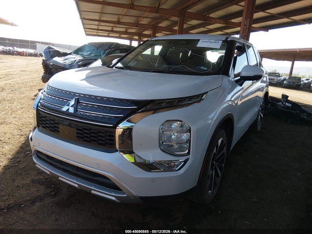 JA4J3UA83PZ057445 Mitsubishi Outlander Se 2.5 2wd