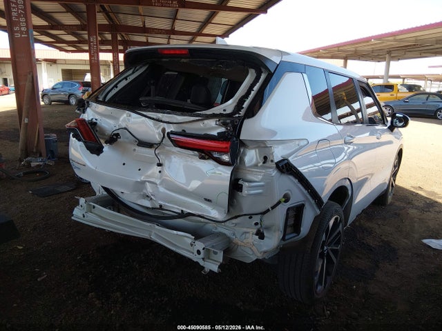 JA4J3UA83PZ057445 Mitsubishi Outlander Se 2.5 2wd