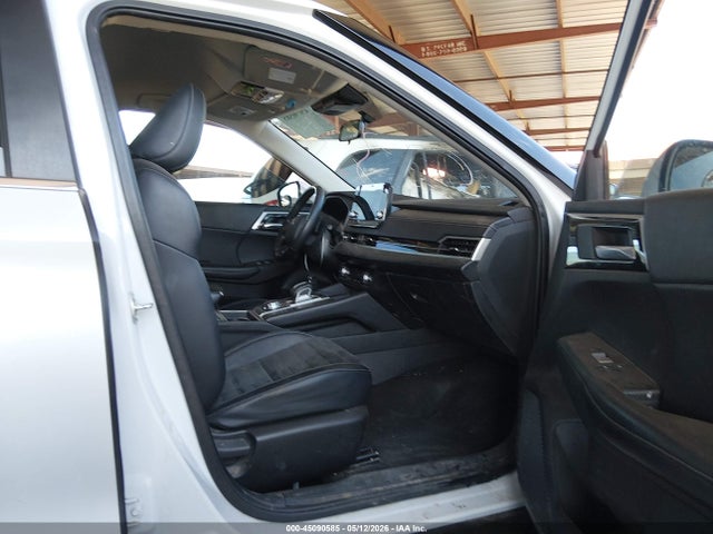 JA4J3UA83PZ057445 Mitsubishi Outlander Se 2.5 2wd