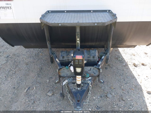 45090593 :رقم المزاد ، 4YDT26420KY938622 vin ، 2019 Coleman Other مزاد بيع