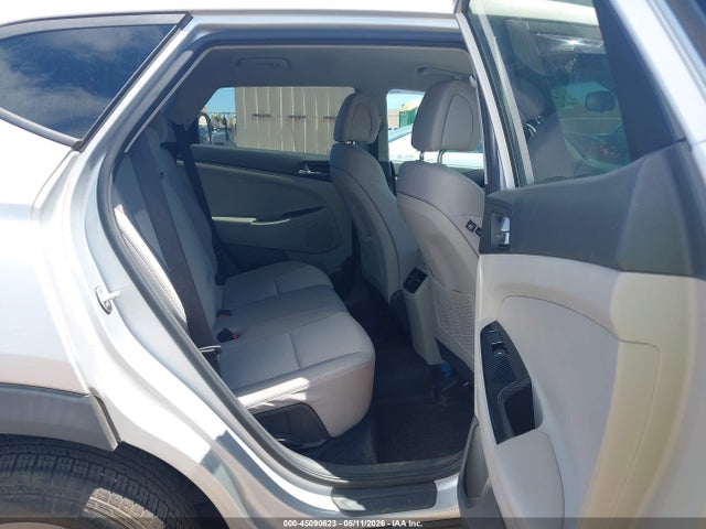 Продаж на аукціоні авто 2017 Hyundai Tucson Eco, vin: KM8J33A28HU475537, номер лоту: 45090623