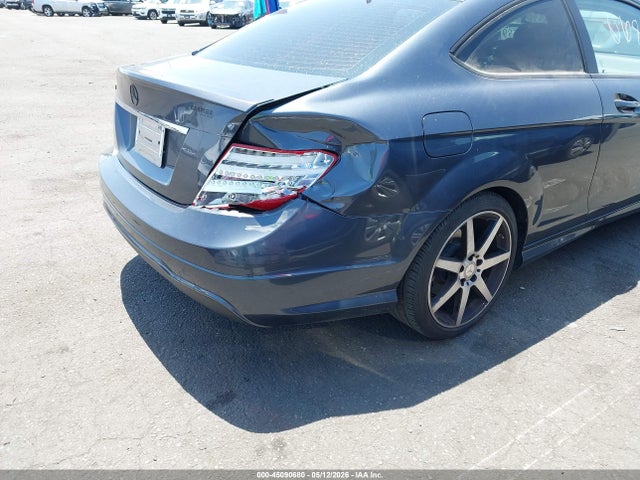 WDDGJ4HB7FG375544 Mercedes-Benz C 250