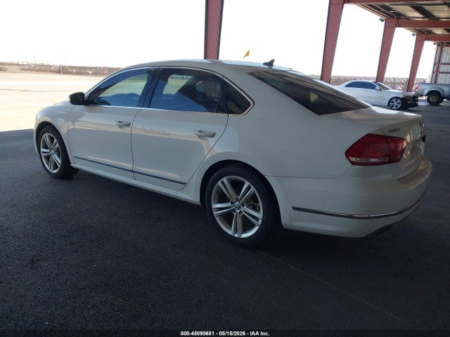 Продаж на аукціоні авто 2014 Volkswagen Passat 2.0l Tdi Sel Premium, vin: 1VWCN7A36EC077376, номер лоту: 45090681