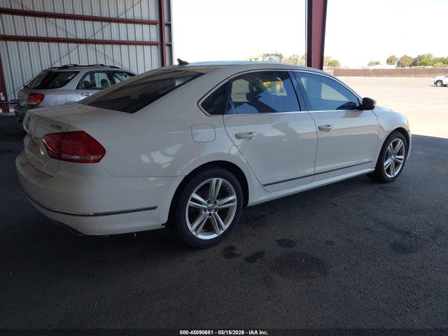 Продаж на аукціоні авто 2014 Volkswagen Passat 2.0l Tdi Sel Premium, vin: 1VWCN7A36EC077376, номер лоту: 45090681