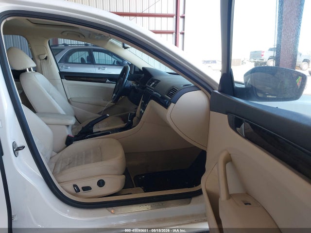 Продаж на аукціоні авто 2014 Volkswagen Passat 2.0l Tdi Sel Premium, vin: 1VWCN7A36EC077376, номер лоту: 45090681