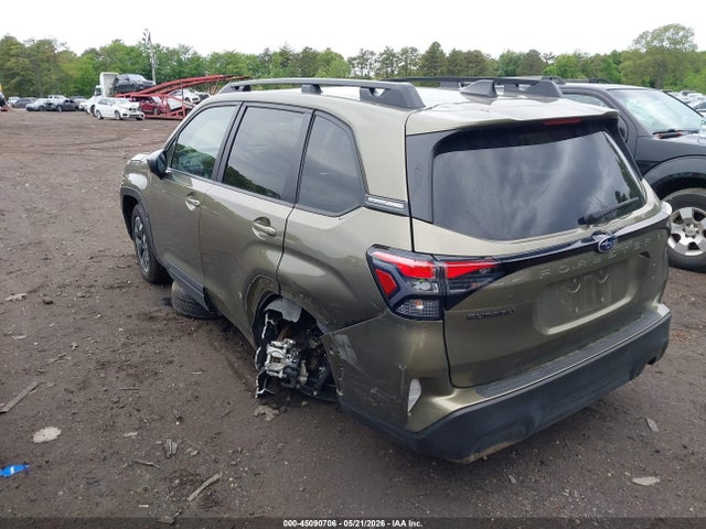 45090706 :رقم المزاد ، JF2SLDDC7SH578453 vin ، 2025 Subaru Forester Premium مزاد بيع