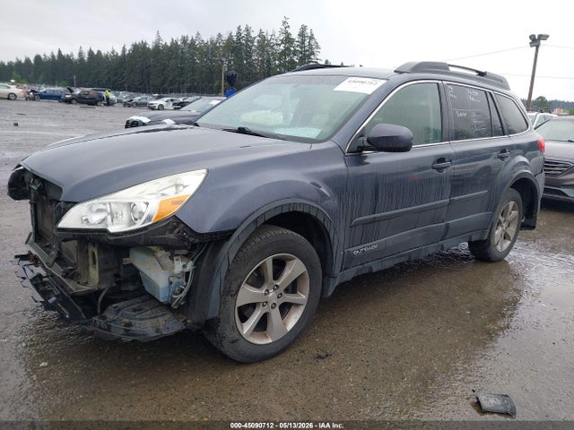 Продажа на аукционе авто 2014 Subaru Outback 2.5i Limited, vin: 4S4BRBLC1E3290783, номер лота: 45090712