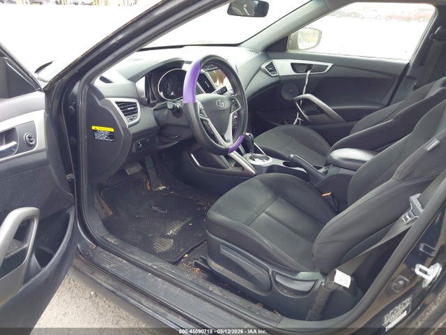 Продажа на аукционе авто 2016 Hyundai Veloster, vin: KMHTC6AD9GU275812, номер лота: 45090718