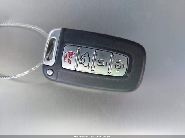 Продаж на аукціоні авто 2016 Hyundai Veloster Turbo, vin: KMHTC6AE3GU292288, номер лоту: 45090720