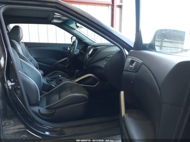 Продаж на аукціоні авто 2016 Hyundai Veloster Turbo, vin: KMHTC6AE3GU292288, номер лоту: 45090720