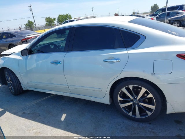 Nissan Altima 2.5 Sr 2017 1N4AL3AP4HC201070 Image 15