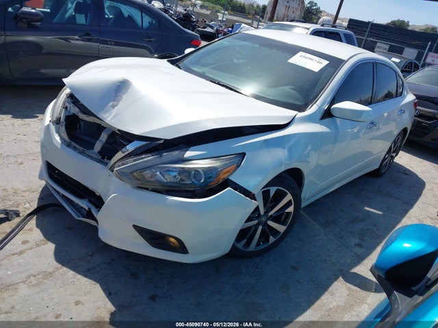 Nissan Altima 2.5 Sr 2017 1N4AL3AP4HC201070 Image 2