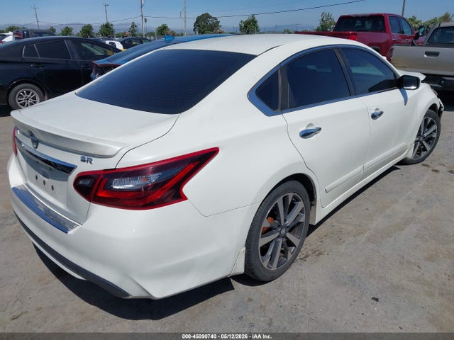 Nissan Altima 2.5 Sr 2017 1N4AL3AP4HC201070 Image 4