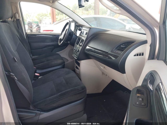 2016 Dodge Grand Caravan Se მანქანა იყიდება აუქციონზე, vin: 2C4RDGBG0GR143318, აუქციონის ნომერი: 45090741