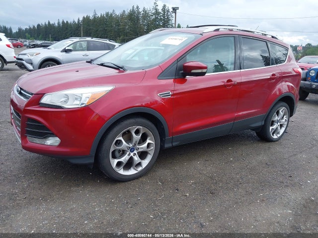45090744 :رقم المزاد ، 1FMCU9JX7EUB48319 vin ، 2014 Ford Escape Titanium مزاد بيع