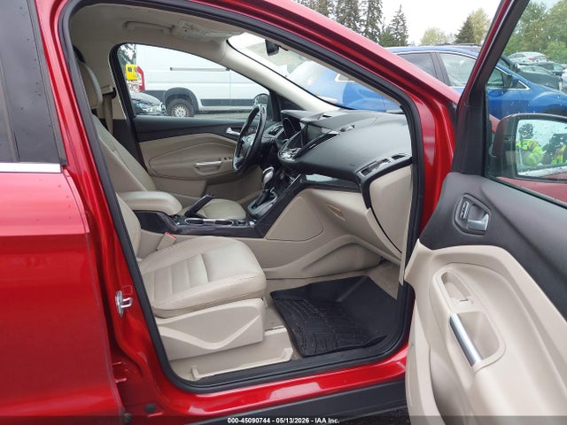 45090744 :رقم المزاد ، 1FMCU9JX7EUB48319 vin ، 2014 Ford Escape Titanium مزاد بيع