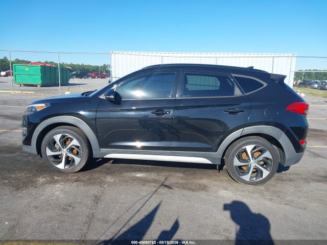 2018 Hyundai Tucson Value მანქანა იყიდება აუქციონზე, vin: KM8J3CA27JU708913, აუქციონის ნომერი: 45090753